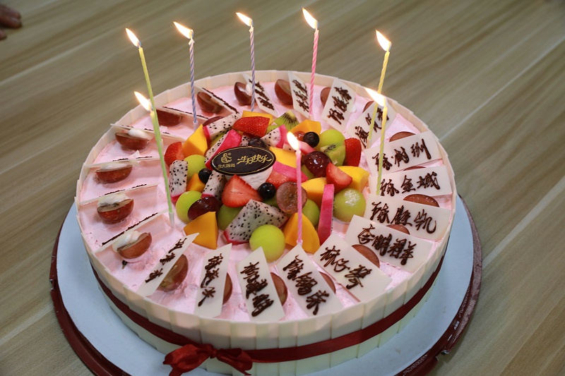 拉伸膜廠(chǎng)家